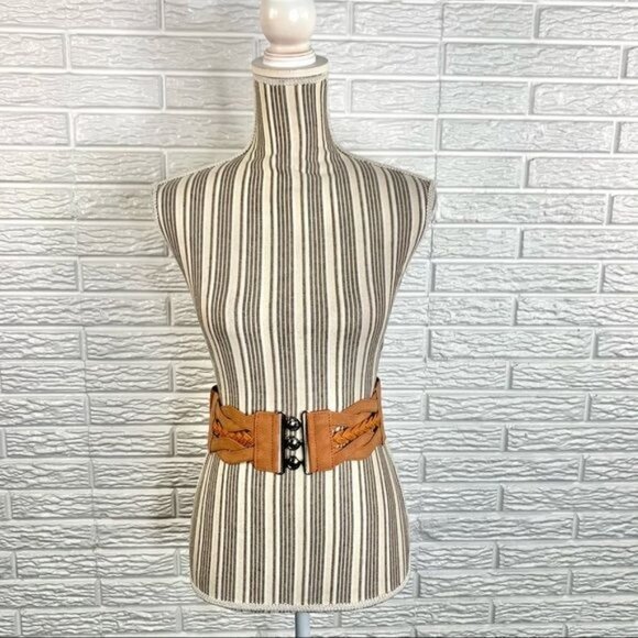 Wide Tan Elastic Belt Braided Faux Leather Front - Picture 2 of 7
